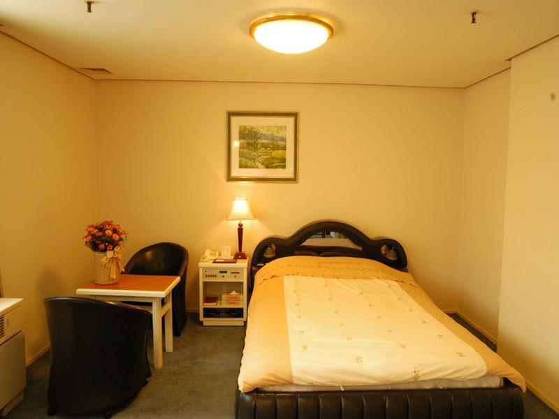 Hotel Seoul Tourist à Jeju Extérieur photo