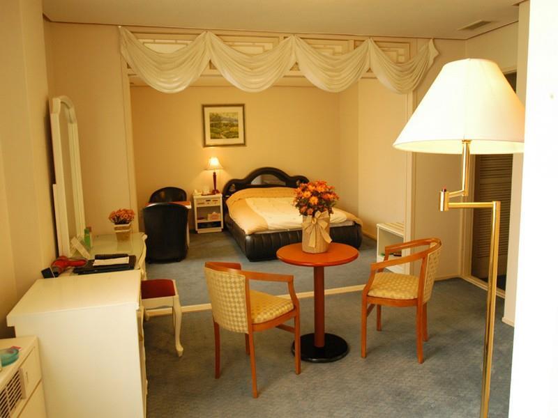 Hotel Seoul Tourist à Jeju Extérieur photo